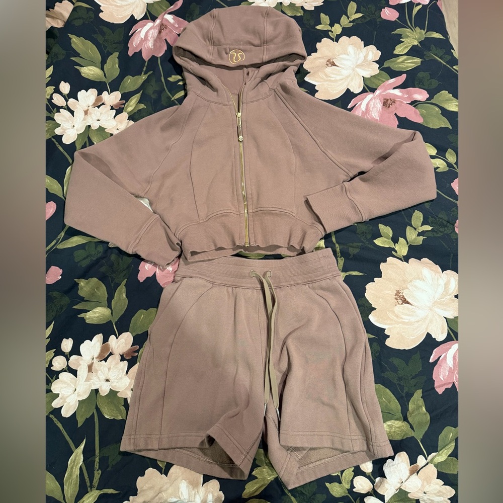 lululemon athletica Scuba Taupetastic set